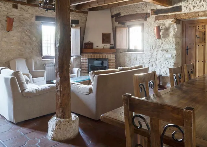 Yeros - Segovia בית נופש